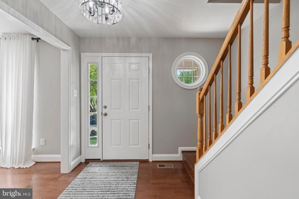 Chandelier, Interior, Wood Texture Flooring