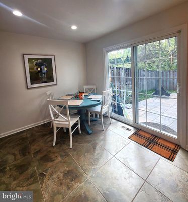 Dining room, Interior, Recessed Lighting