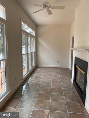 Empty room, Fireplace, Interior