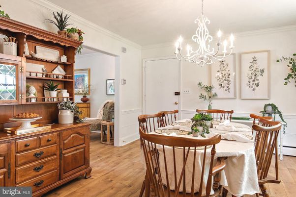 Chandelier, Dining room, Interior, Wood Texture Flooring