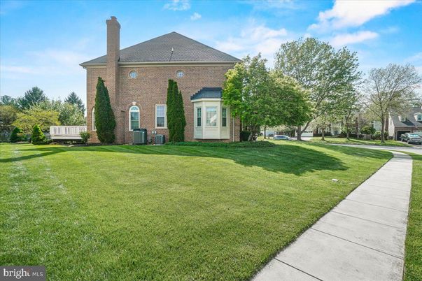 Backyard, Exterior, Facade, Brick Facade, French Provincial