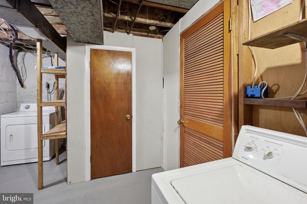 Interior, Utility Closets, Washer