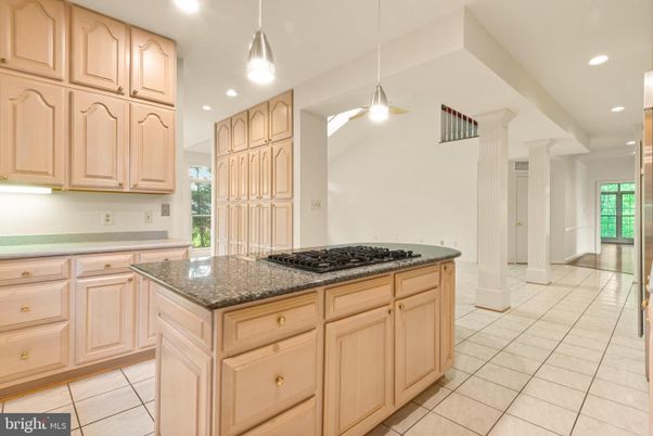 Interior, Kitchen, Pendant Lights, Recessed Lighting