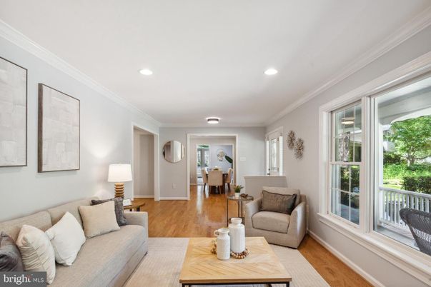 Dining room, Interior, Living room, Recessed Lighting, Wood Texture Flooring