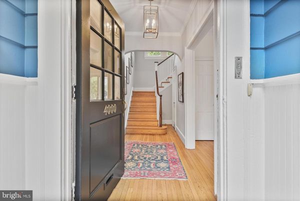 Interior, Pendant Lights, Wood Texture Flooring