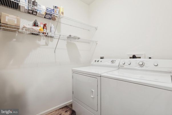 Interior, Utility Closets, Washer, Wood Texture Flooring