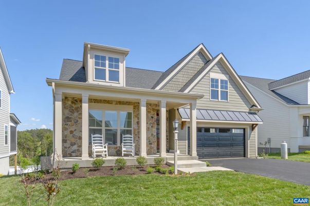 Attached, Exterior, Facade, Farmhouse