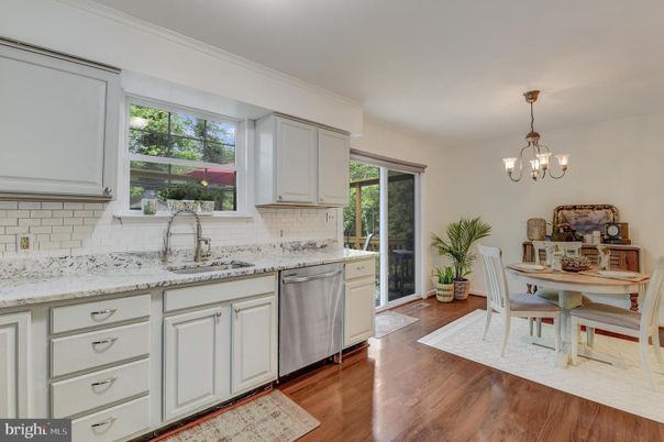 Chandelier, Dining room, Interior, Kitchen, Wood Texture Flooring