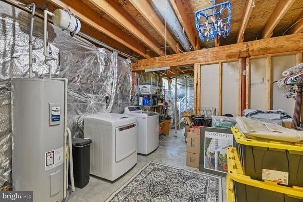 Interior, Washer, Wooden Beams, Wooden Ceilings