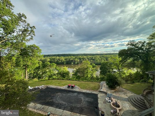 Backyard, Exterior, Water