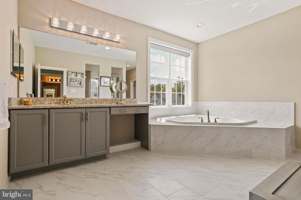 Bathroom, Dual Sink Vanities, Interior, Marble, Recessed Lighting