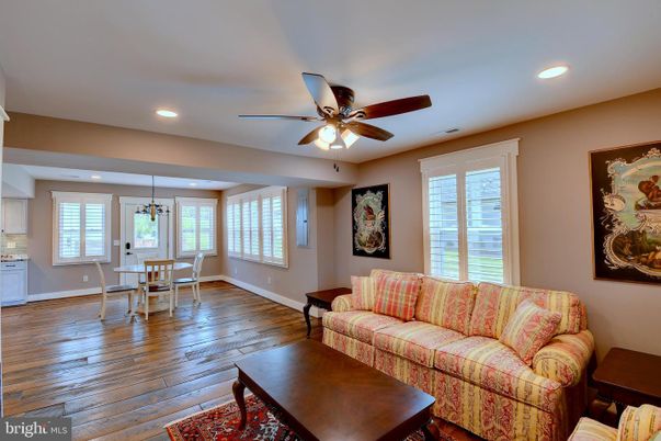 Dining room, Interior, Living room, Recessed Lighting, Wood Texture Flooring