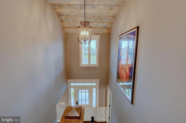 Chandelier, Interior