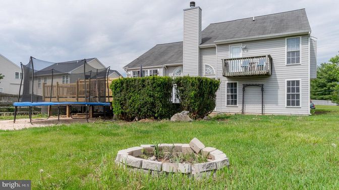 Backyard, Exterior, Playground