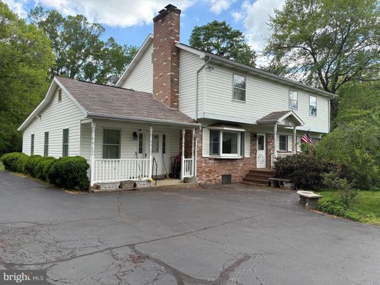 Exterior, Facade, Brick Facade, Farmhouse