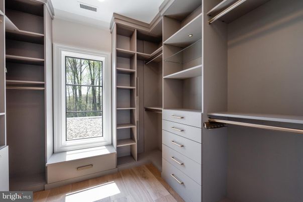 Interior, Recessed Lighting, Walk-in Closets, Wood Texture Flooring
