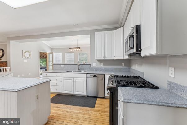 Interior, Kitchen, Pendant Lights, Stainless Steel Appliances, Wood Texture Flooring