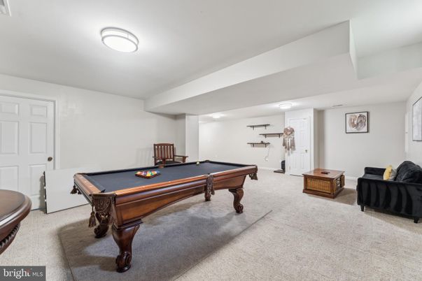 Billiard Table, Game Room, Interior