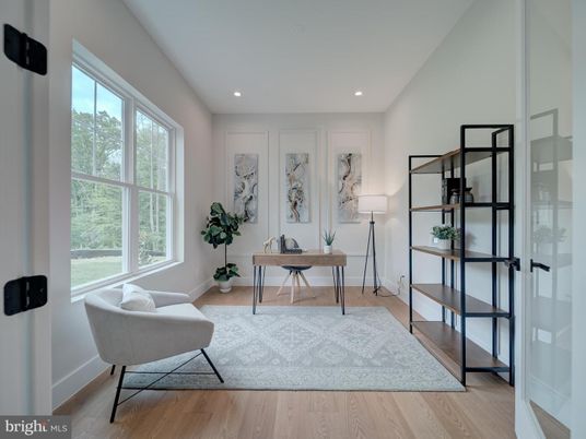 Home Office, Interior, Recessed Lighting, Wood Texture Flooring