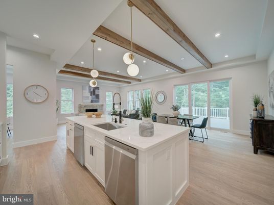 Dining room, Interior, Kitchen, Pendant Lights, Recessed Lighting, Stainless Steel Appliances, Wooden Beams, Wood Texture Flooring