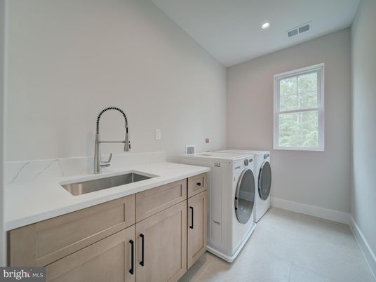Interior, Recessed Lighting, Washer