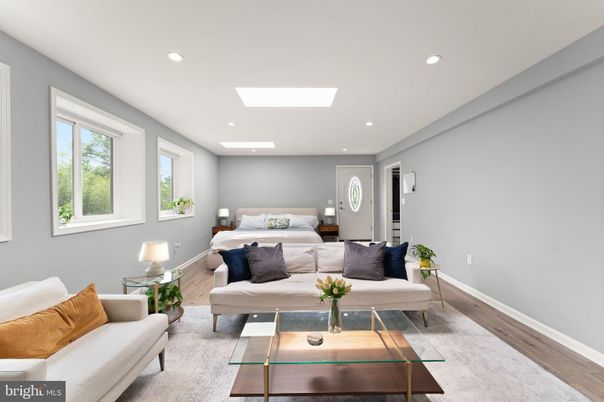 Bedroom, Interior, Living room, Recessed Lighting, Wood Texture Flooring