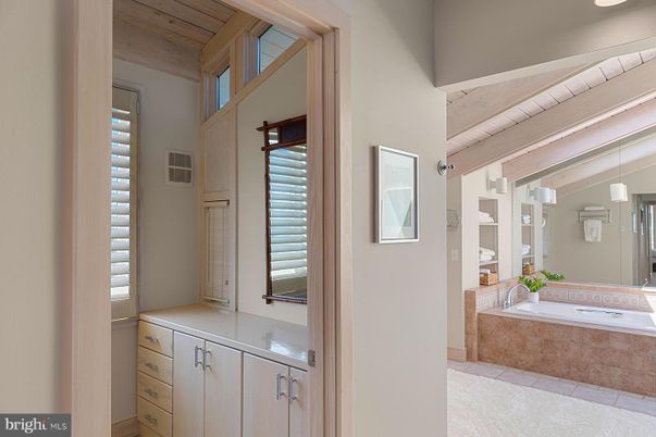 Bathroom, Interior, Pendant Lights, Wooden Ceilings