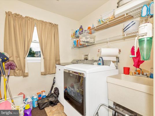 Interior, Washer