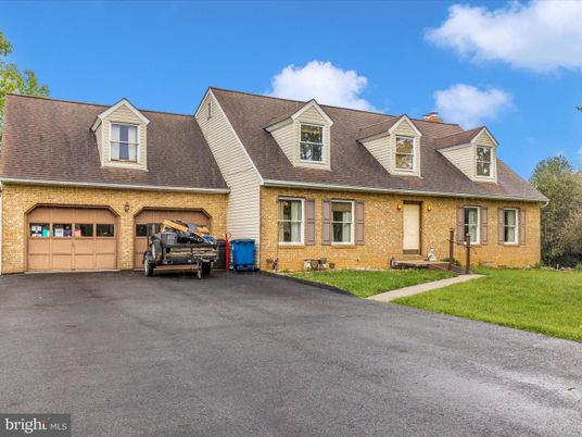Attached, Exterior, Facade, Brick Facade, Cape Cod