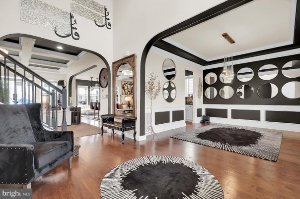 Fireplace, Interior, Pendant Lights, Wood Texture Flooring