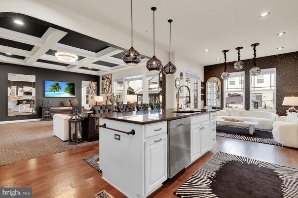 Interior, Kitchen, Living room, Pendant Lights, Recessed Lighting, Wood Texture Flooring