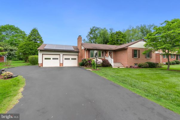 Attached, Exterior, Facade, Brick Facade, Solar Panels, Ranch