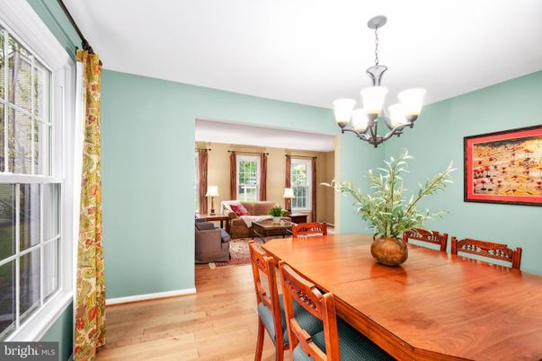 Chandelier, Dining room, Interior, Living room, Wood Texture Flooring