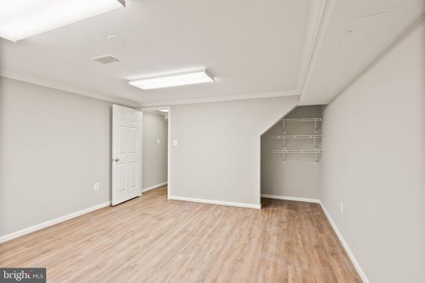 Empty room, Interior, Walk-in Closets, Wood Texture Flooring