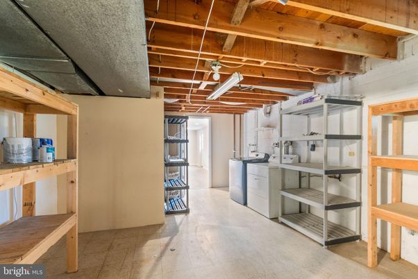 Interior, Washer, Wooden Beams, Wooden Ceilings