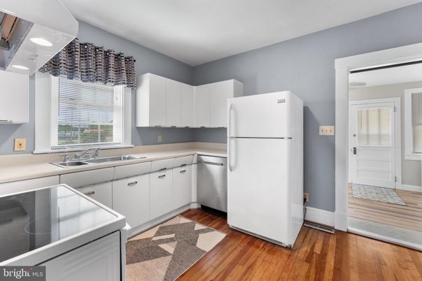 Interior, Kitchen, Wood Texture Flooring