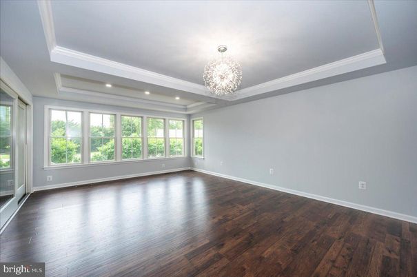 Chandelier, Empty room, Interior, Recessed Lighting, Wood Texture Flooring