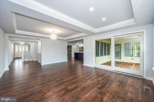 Chandelier, Empty room, Interior, Recessed Lighting, Wood Texture Flooring