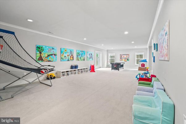 Game Room, Interior, Recessed Lighting