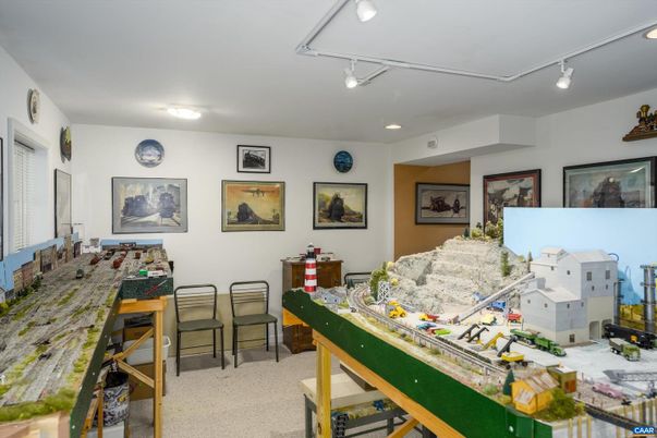 Interior, Recessed Lighting