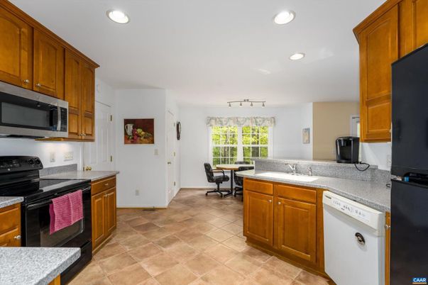 Dining room, Interior, Kitchen, Recessed Lighting