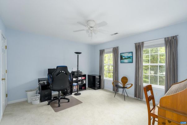 Home Office, Interior