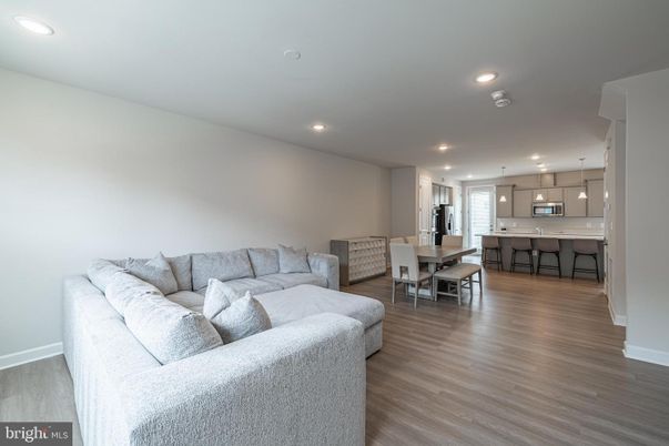 Dining room, Interior, Kitchen, Living room, Pendant Lights, Recessed Lighting, Wood Texture Flooring