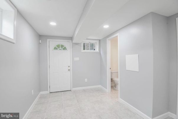 Interior, Recessed Lighting