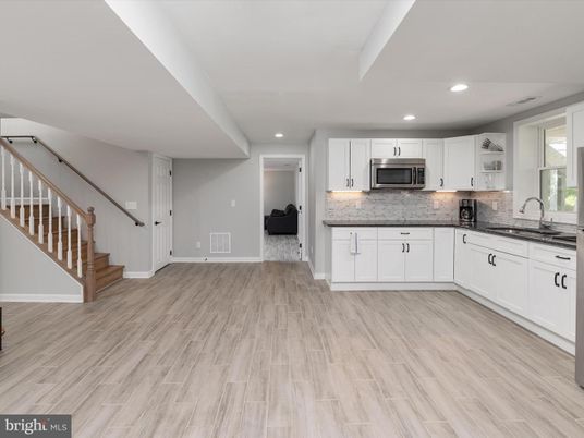 Interior, Kitchen, Recessed Lighting, Wood Texture Flooring