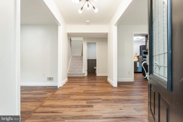 Interior, Kitchen, Pendant Lights, Wood Texture Flooring
