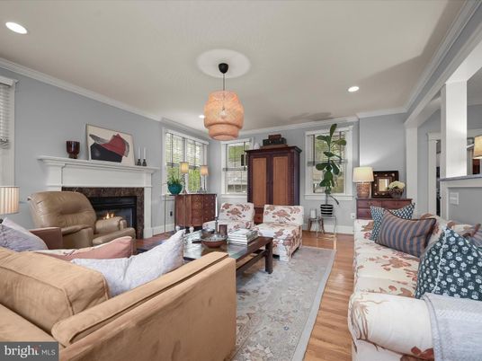 Fireplace, Interior, Living room, Pendant Lights, Recessed Lighting, Wood Texture Flooring