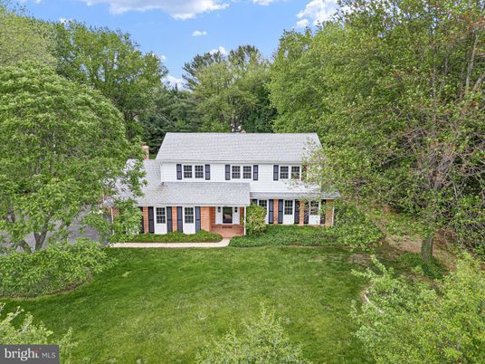 Backyard, Exterior, Facade, Brick Facade, Georgian