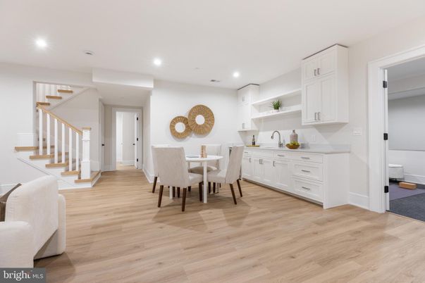 Dining room, Interior, Kitchen, Recessed Lighting, Wood Texture Flooring