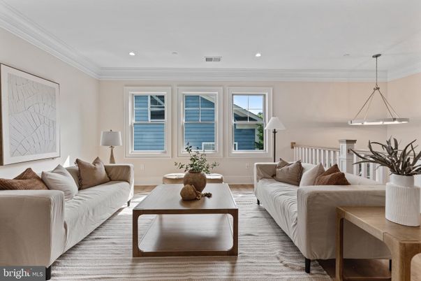 Interior, Living room, Pendant Lights, Recessed Lighting, Water, Wood Texture Flooring